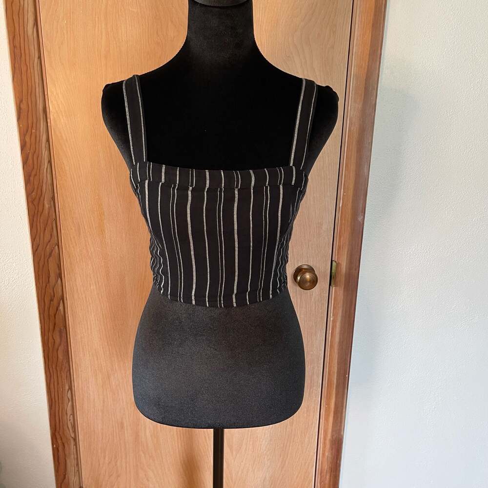 Hollister Women Size XS Crop Top Smocked Back